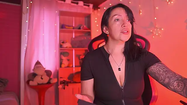 Madison Mayer online show from 17, 4, 2026