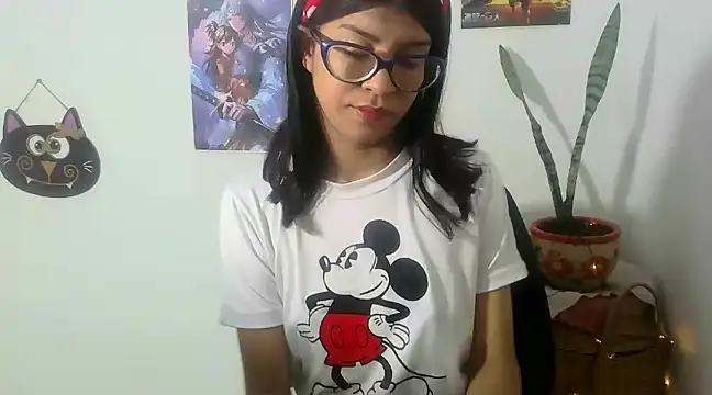 Snapshot of sarah_sm chatting on 15, 3, 2025 sarah sm online show from 15, 3, 2025