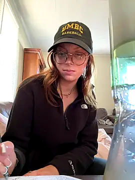 Snapshot of SpaceCowWhore chatting on 9, 10, 2025 SpaceCowWhore online show from 9, 10, 2025