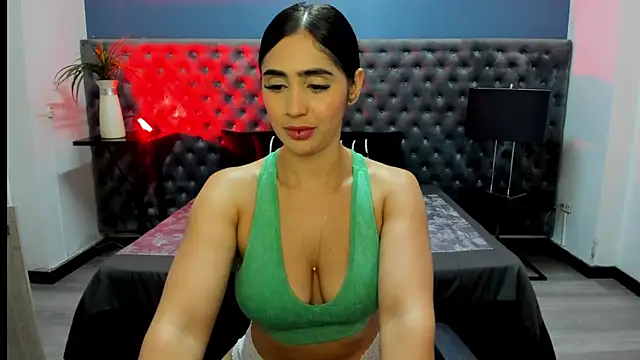 ChloeLambert online show from 15, 3, 2025