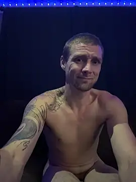 Stillhard8925 online show from 21, 10, 2025