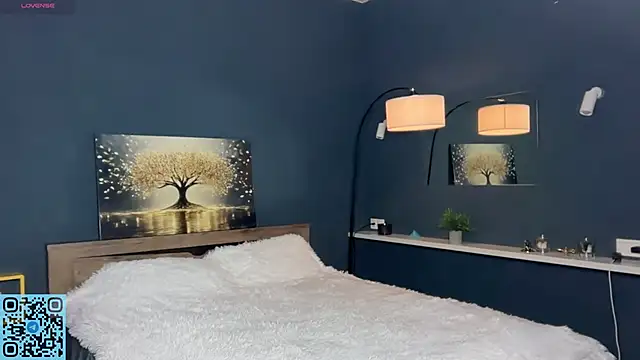 RadiantBliss online show from 11, 11, 2025