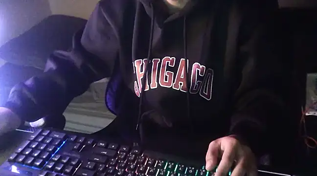 Snapshot of zhezheggin chatting on 16, 3, 2025 zhezheggin online show from 16, 3, 2025