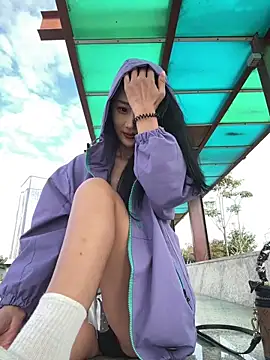 linger-23 online show from 6, 11, 2025