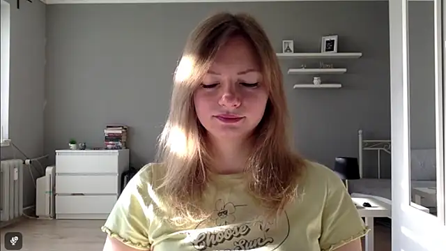 Snapshot of MillieShow chatting on 7, 11, 2025 MillieShow online show from 7, 11, 2025