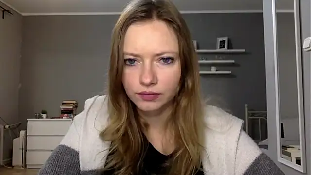 Snapshot of MillieShow chatting on 23, 11, 2025 MillieShow online show from 23, 11, 2025