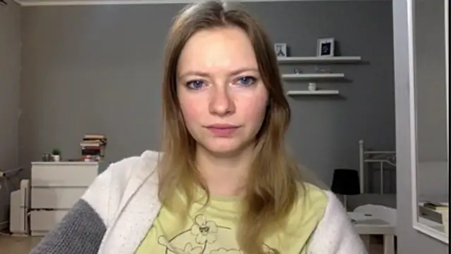 Snapshot of MillieShow chatting on 26, 11, 2025 MillieShow online show from 26, 11, 2025