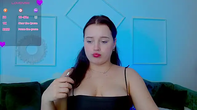 Cute kitty- online show from 8, 10, 2025