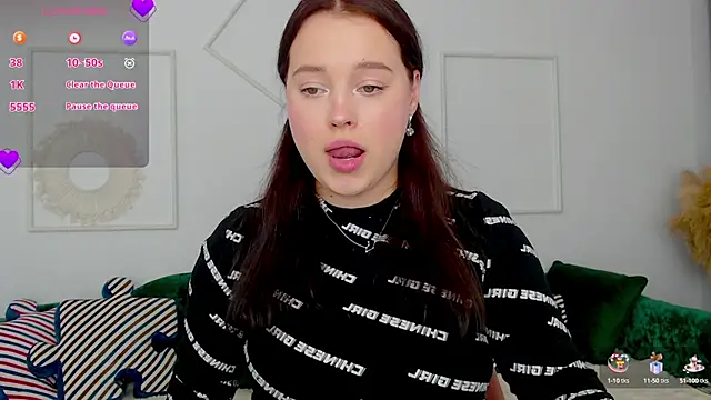 Cute kitty- online show from 3, 10, 2025