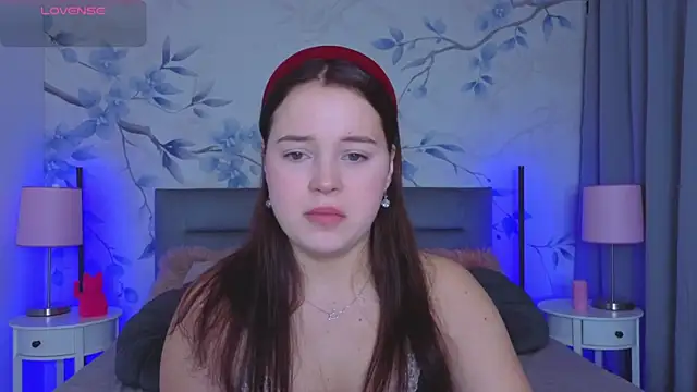 Cute kitty- online show from 25, 9, 2025