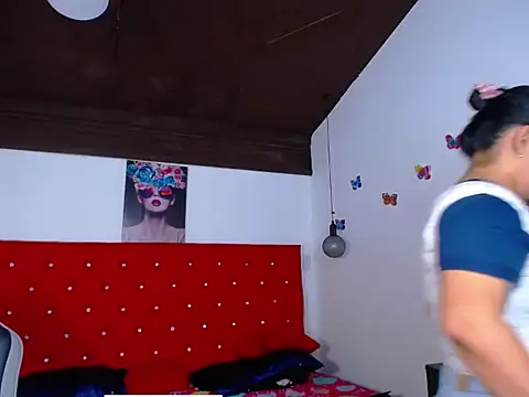 kriss sweetboobs10 online show from 29, 11, 2025