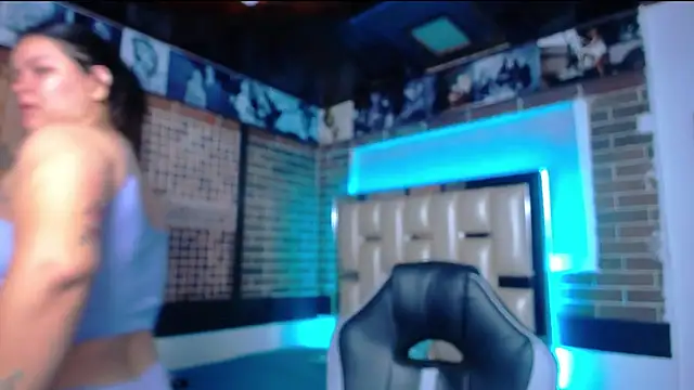 kriss sweetboobs10 online show from 16, 10, 2025