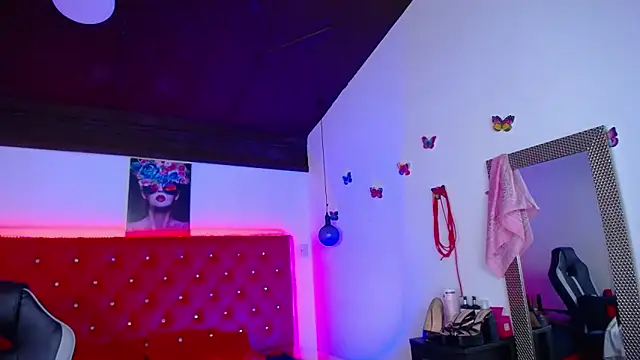 kriss sweetboobs10 online show from 5, 11, 2025