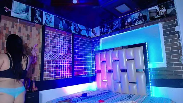 kriss sweetboobs10 online show from 10, 3, 2026