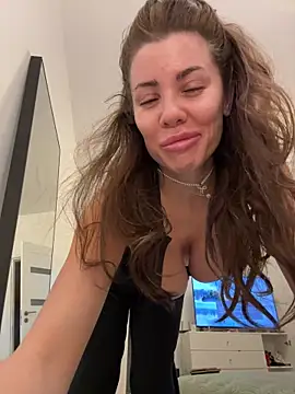 CelineReys online show from 13, 2, 2026