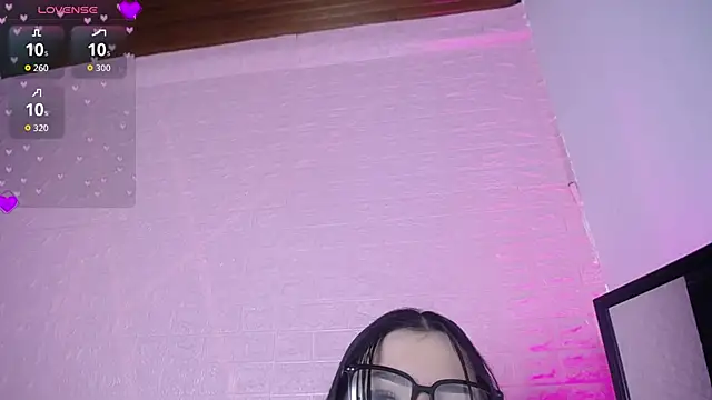 Nathaly Rose1126 online show from 4, 3, 2026