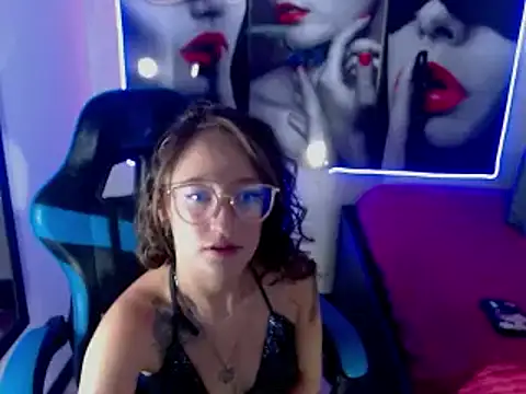 perla purpura online show from 13, 3, 2025