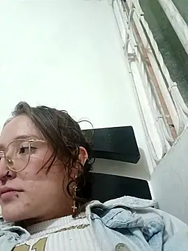perla purpura online show from 13, 9, 2025
