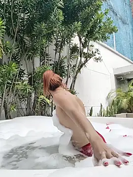 EmmaReyez online show from 29, 10, 2025