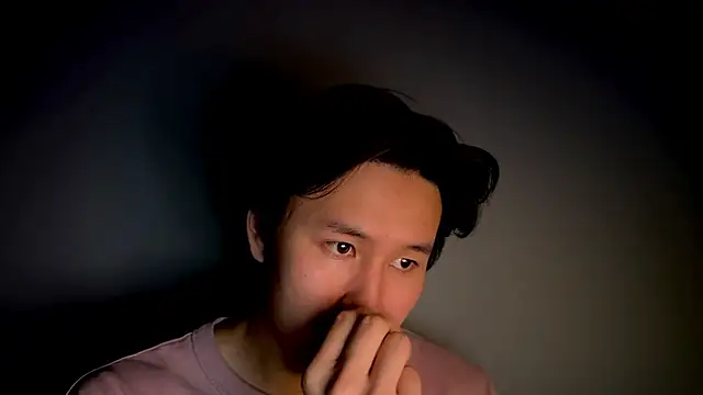 Snapshot of aliktasty chatting on 12, 10, 2025 aliktasty online show from 12, 10, 2025