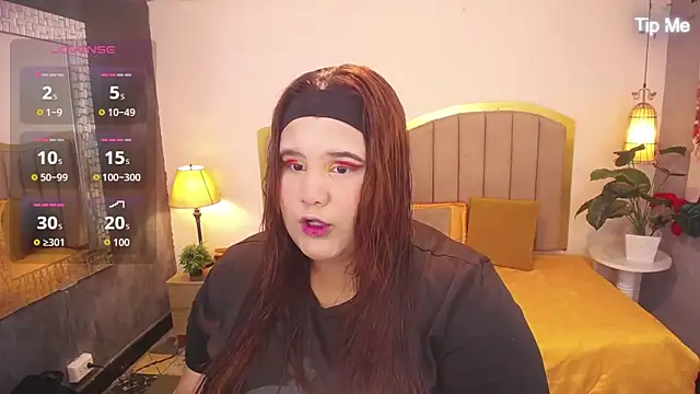 Snapshot of ailyn_maury chatting on 22, 10, 2025 ailyn maury online show from 22, 10, 2025