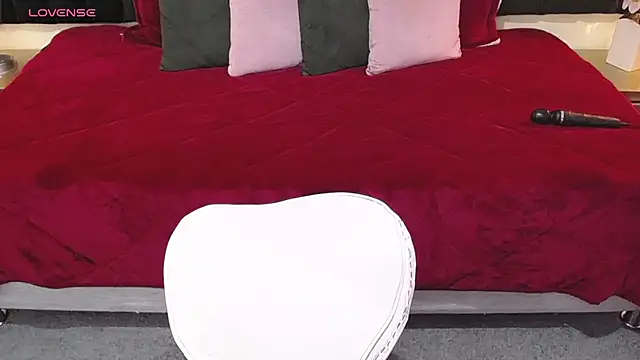 ailyn maury online show from 2, 2, 2026