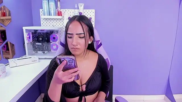 Alice 26  online show from 3, 3, 2026