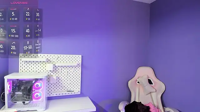 Alice 26  online show from 25, 9, 2025