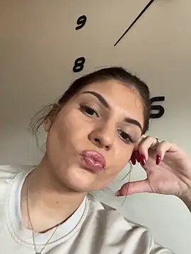 MeCherryy online show from 16, 3, 2026