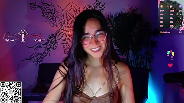 Emmi Roberts online show from 15, 5, 2026