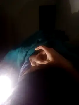 Snapshot of kredazzbigdick chatting on 14, 11, 2025 kredazzbigdick online show from 14, 11, 2025