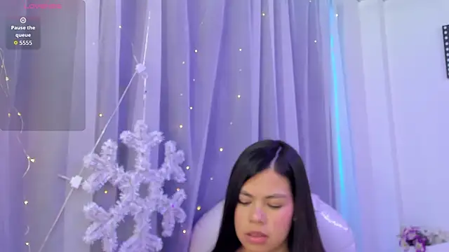 Pretty Johnson  online show from 22, 12, 2025