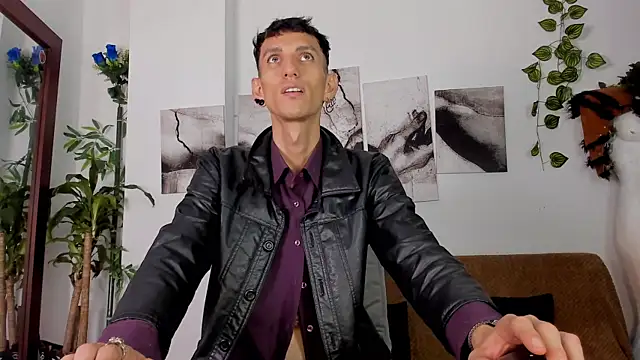 Snapshot of Giotrashy chatting on 24, 11, 2025 Giotrashy online show from 24, 11, 2025