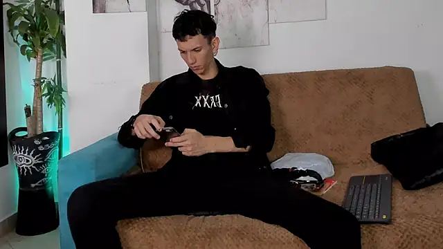 Giotrashy online show from 17, 12, 2025