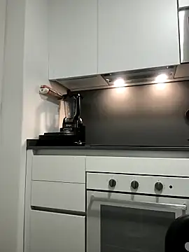 Snapshot of Alyssa_76 chatting on 30, 11, 2025 Alyssa 76 online show from 30, 11, 2025