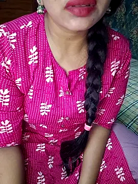 Snapshot of Shalini_telugu09 chatting on 15, 7, 2026 Shalini telugu09 online show from 15, 7, 2026