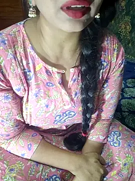 Snapshot of Shalini_telugu09 chatting on 10, 7, 2026 Shalini telugu09 online show from 10, 7, 2026