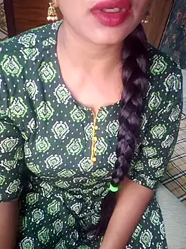 Snapshot of Shalini_telugu09 chatting on 16, 7, 2026 Shalini telugu09 online show from 16, 7, 2026