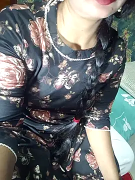 Snapshot of Shalini_telugu09 chatting on 28, 6, 2026 Shalini telugu09 online show from 28, 6, 2026