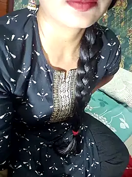 Snapshot of Shalini_telugu09 chatting on 1, 7, 2026 Shalini telugu09 online show from 1, 7, 2026