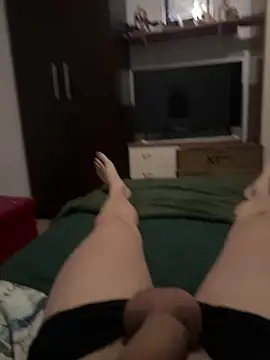 Snapshot of impaolo20 chatting on 3, 10, 2025 impaolo20 online show from 3, 10, 2025