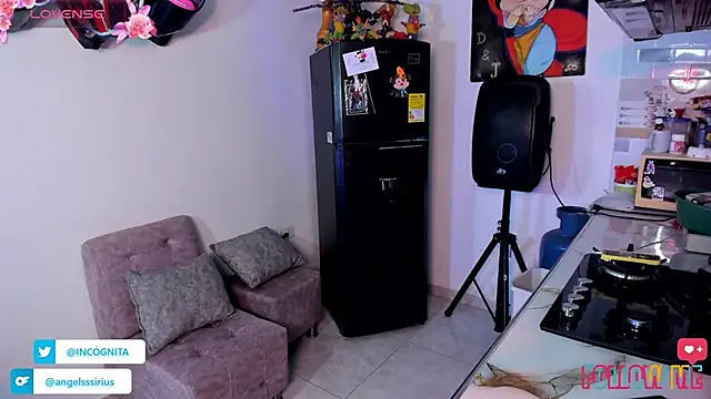 adam angelssss online show from 2, 12, 2025