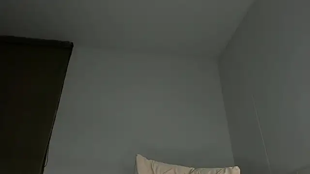 Snapshot of cmzo_ chatting on 1, 11, 2025 cmzo online show from 1, 11, 2025