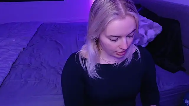 Snapshot of margot_robbie7 chatting on 14, 5, 2026 margot robbie7 online show from 14, 5, 2026