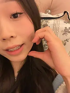 Minnie-66 online show from 18, 3, 2025