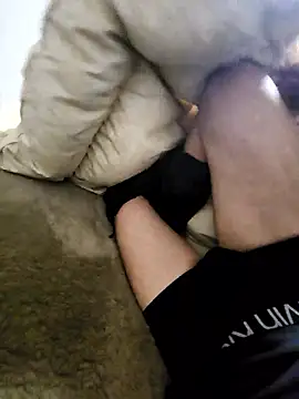 Snapshot of ikeike-kun chatting on 31, 10, 2025 ikeike-kun online show from 31, 10, 2025