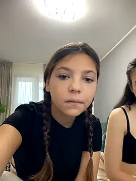 18teengirl3 online show from 2, 10, 2025