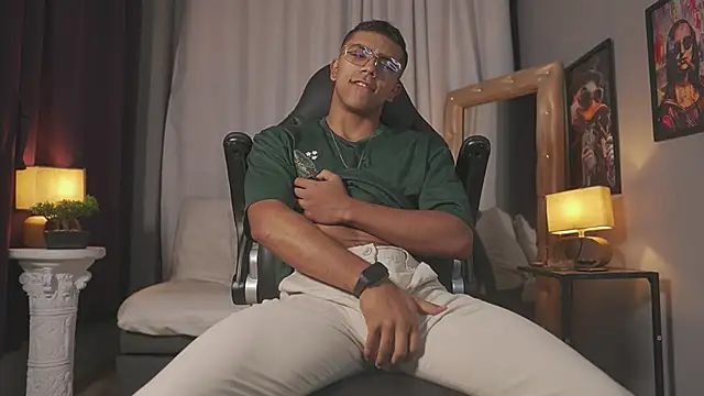 Colstorw  online show from 18, 4, 2026