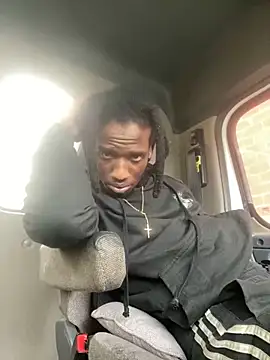 Sir-Tucker online show from 17, 3, 2025