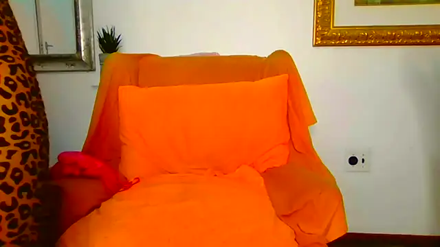 ModelZoee online show from 20, 6, 2026